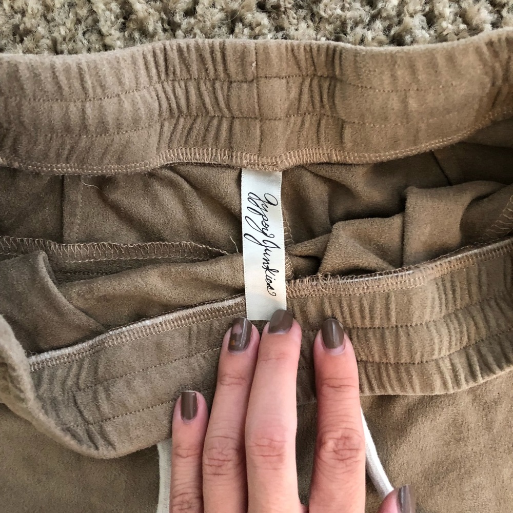 Suede Drawstring Shorts - Picture 4 of 6